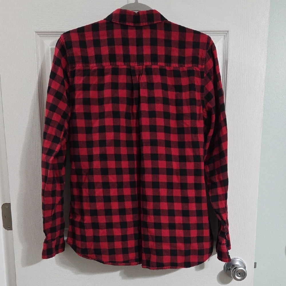Croft & Barrow Red and Black Plaid Button Down Shirt - Picture 3 of 4